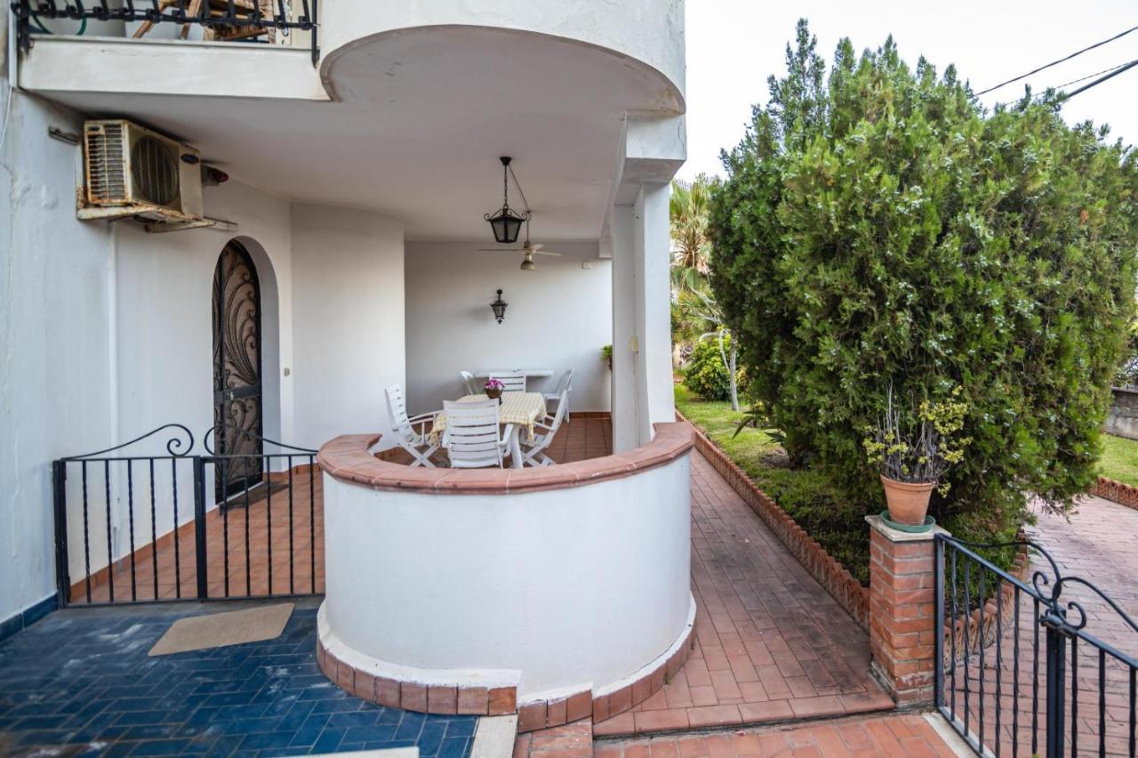 Courrier-House Apartman Aci Castello Kültér fotó