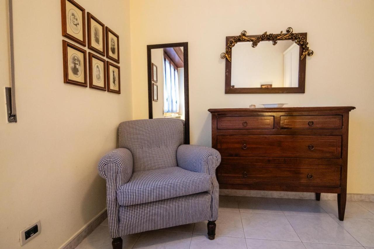 Courrier-House Apartman Aci Castello Kültér fotó